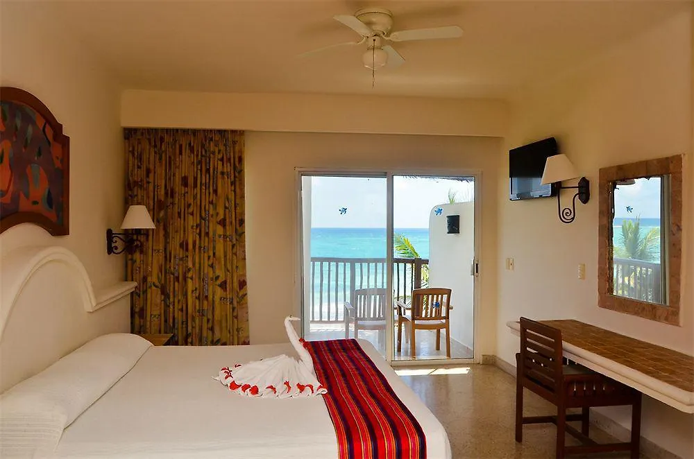 Akumal Bay Beach & Wellness Resort