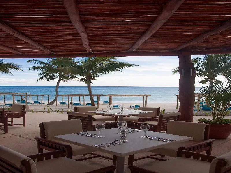 Akumal Bay Beach & Wellness Resort
