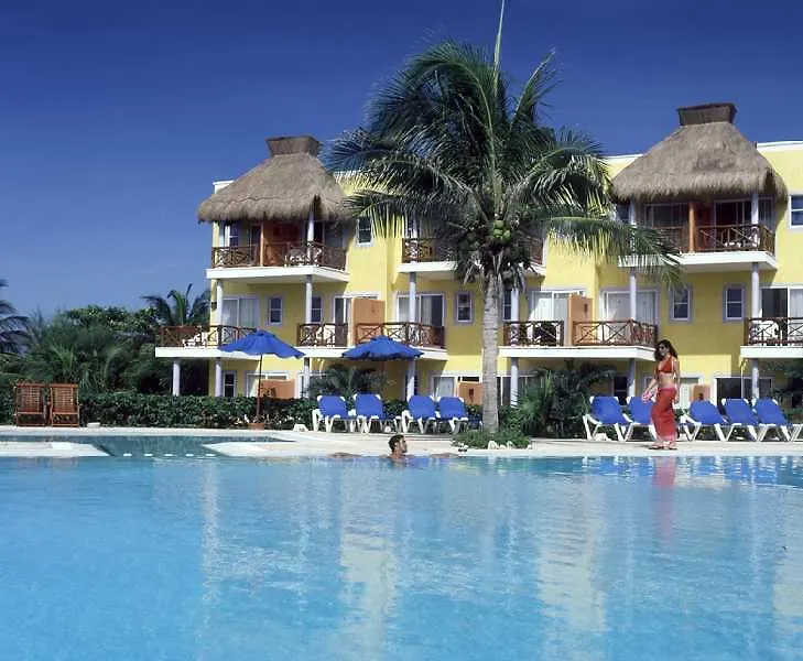 Akumal Bay Beach & Wellness Resort 3*,